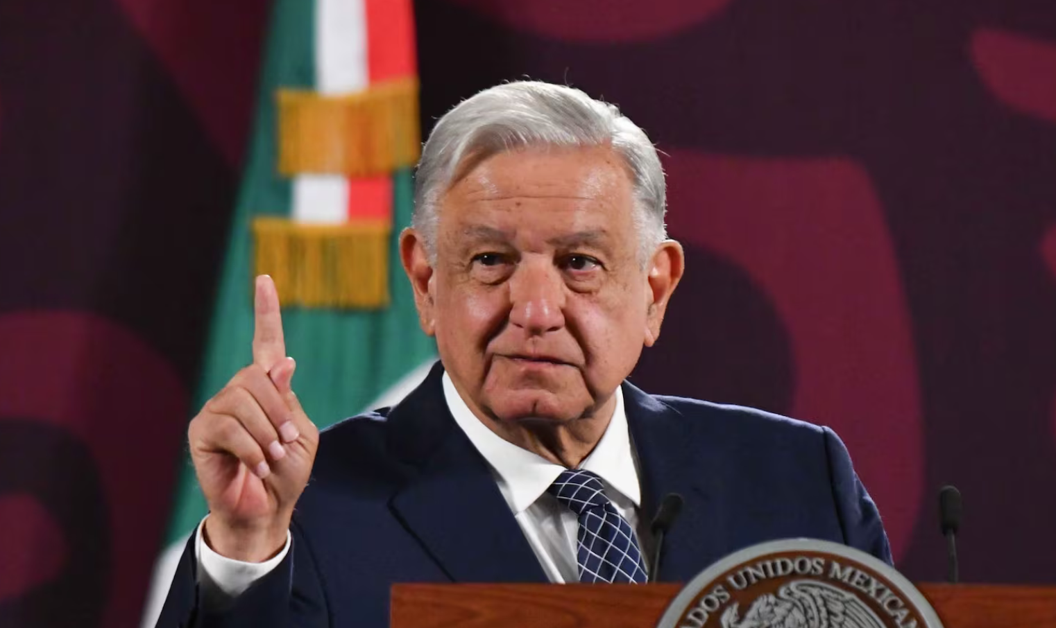 Obrador ‘respalda’ a Sinaloa tras cancelar festejos del Grito